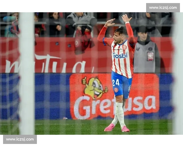 近期足球战绩盘点强队起伏黑马崛起联赛争冠形势生变加剧悬念 - 副本 (2) 近期足球战绩盘点强队起伏黑马崛起联赛争冠形势生变加剧悬念 - 副本 (2)